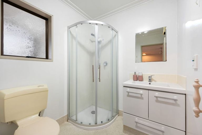 Photo of property in 24 Burn-murdoch Street, St Andrews, Hamilton, 3200