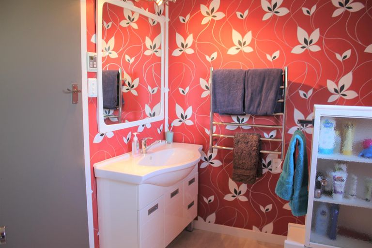 Photo of property in 10 Farm Street, Lumsden, 9730