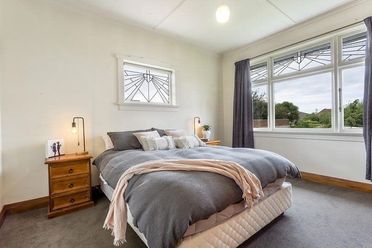 Photo of property in 2 Wycolla Avenue, Saint Clair, Dunedin, 9012