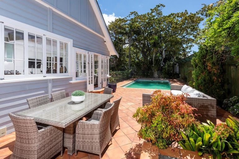 Photo of property in 2 Minnehaha Avenue, Takapuna, Auckland, 0622