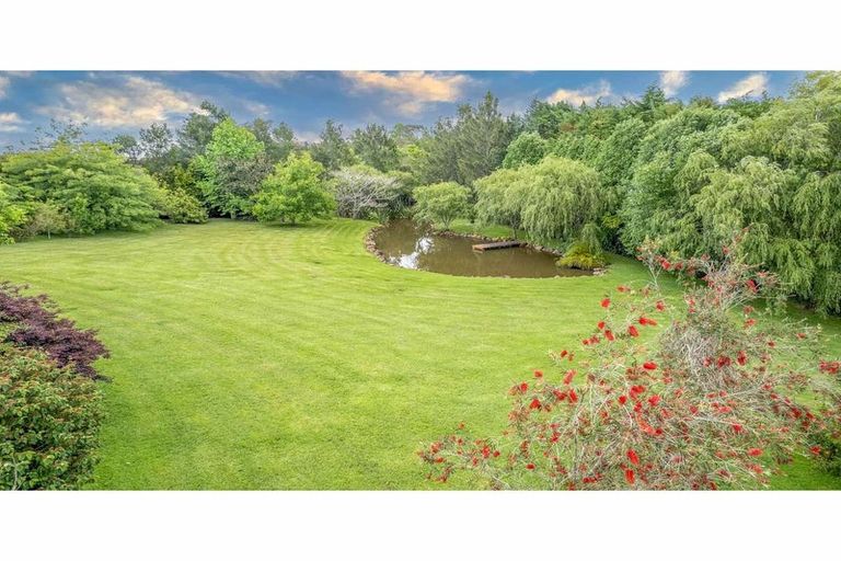 Photo of property in 68 Wiroa Road, Kerikeri, 0293