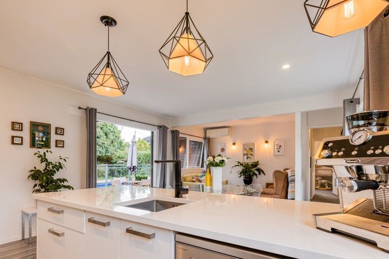 Photo of property in 279 Royal Road, Massey, Auckland, 0614