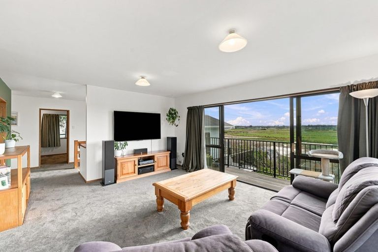 Photo of property in 433 Cashmere Road, Westmorland, Christchurch, 8025
