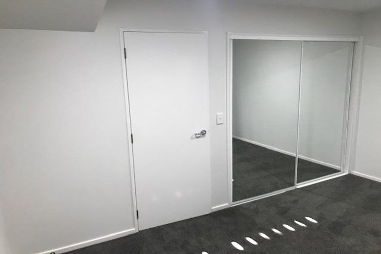 Photo of property in Pirie Street Townhouses, 22/35 Pirie Street, Mount Victoria, Wellington, 6011