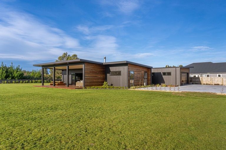 Photo of property in 25 Mill Grove, Clareville, Carterton, 5713