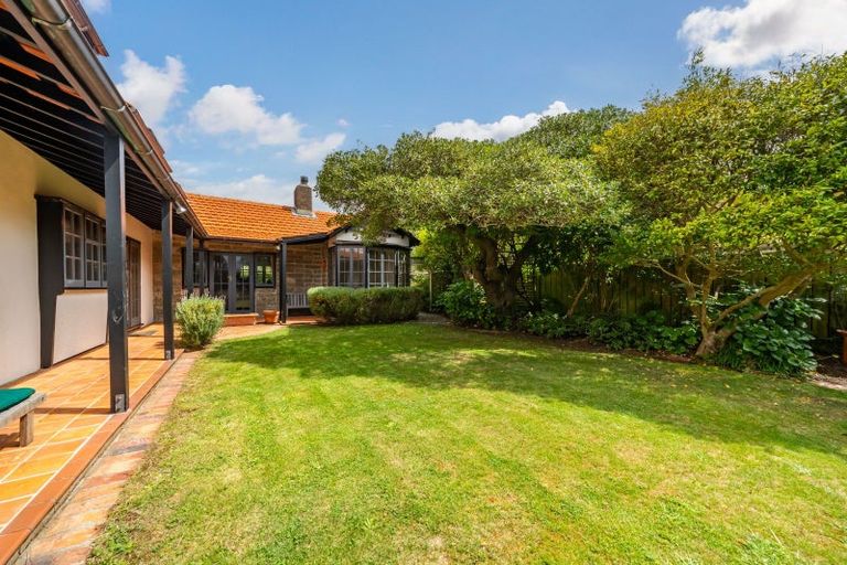 Photo of property in 51 Ludlam Street, Seatoun, Wellington, 6022