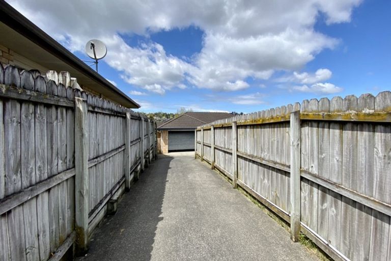 Photo of property in 17 Innisowen Place, Flat Bush, Auckland, 2019
