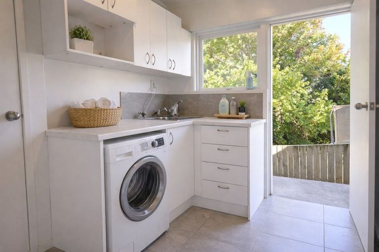 Photo of property in 3/27 Waitemata Road, Hauraki, Auckland, 0622