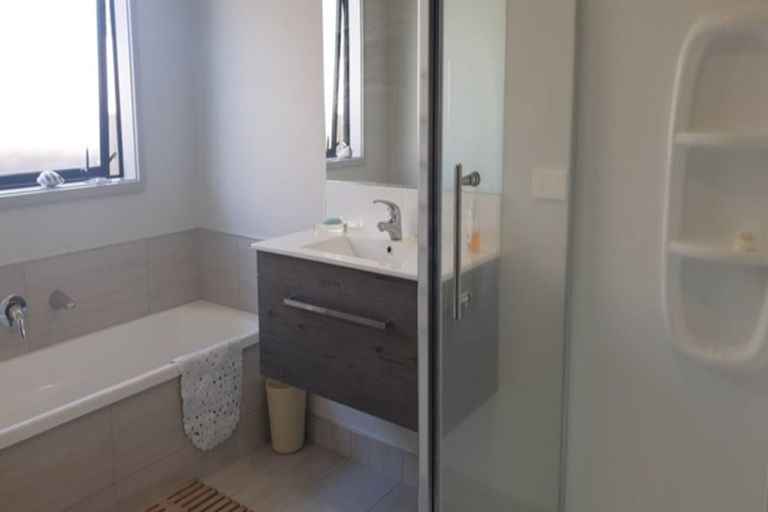 Photo of property in 65 Awatira Drive, Papamoa Beach, Papamoa, 3118