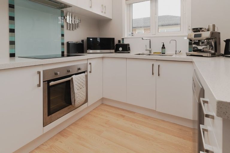 Photo of property in 23a Elliot Street, Howick, Auckland, 2014