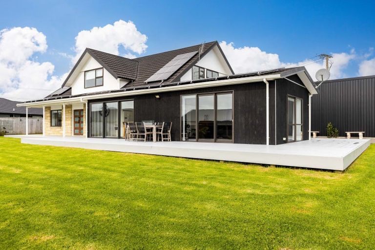 Photo of property in 488a Carrington Road, Hurworth, New Plymouth, 4371