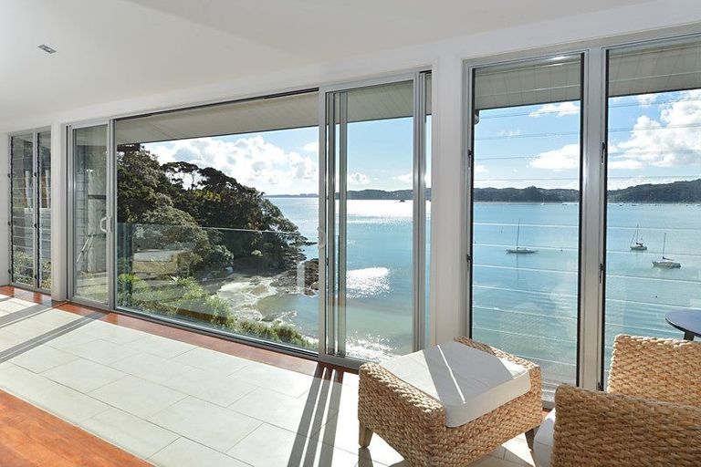 Photo of property in 14b Kaha Place, Russell, 0272