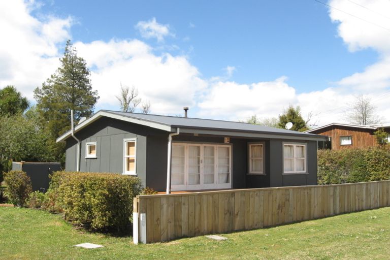 Photo of property in 64 Tamatea Street, Rotoiti Forest, Rotorua, 3074