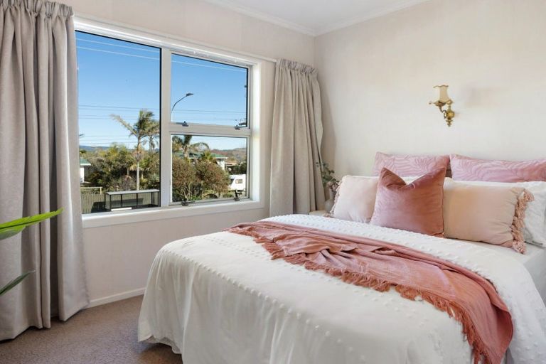 Photo of property in 1285 Papamoa Beach Road, Papamoa Beach, Papamoa, 3118