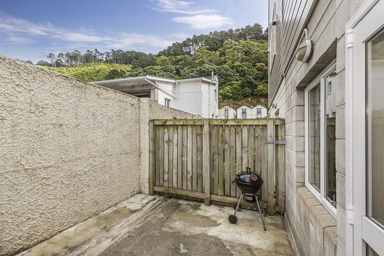 Photo of property in 33 Little George Street, Thorndon, Wellington, 6011