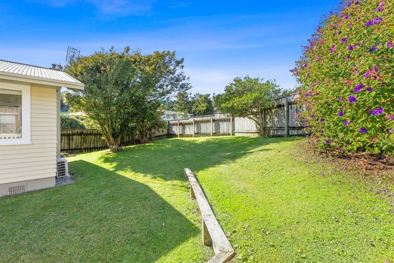 Photo of property in 15 Nash Street, Marfell, New Plymouth, 4310