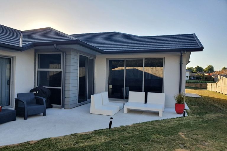 Photo of property in 11 Sharman Place, Pyes Pa, Tauranga, 3112