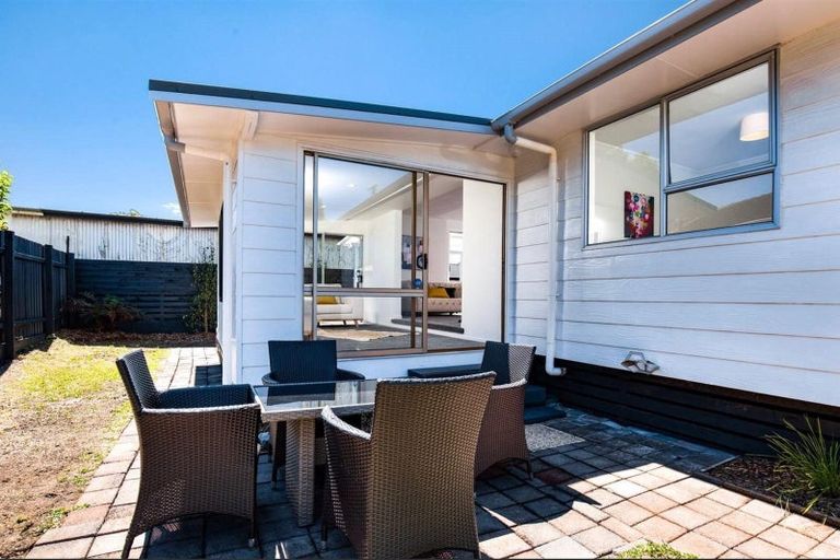 Photo of property in 1/25 Daytona Road, Henderson, Auckland, 0610