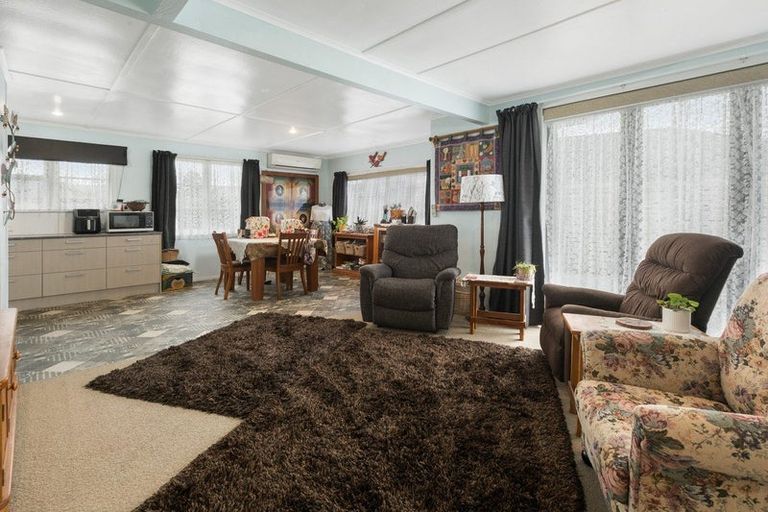 Photo of property in 15 Clive Road, Katikati, 3129