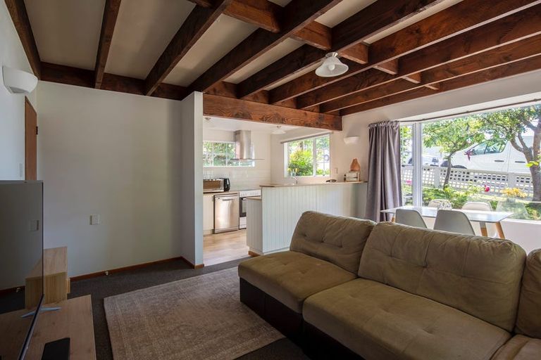 Photo of property in 16a Greenstone Place, Fernhill, Queenstown, 9300