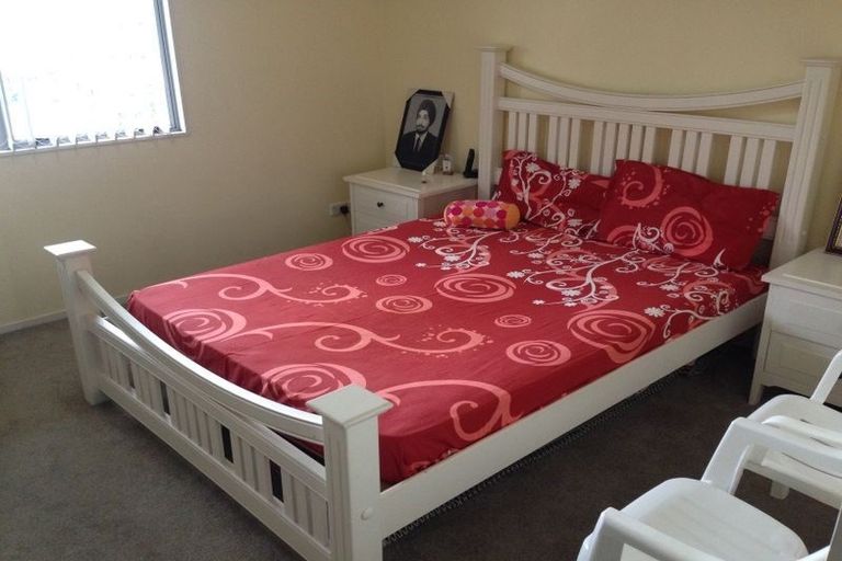 Photo of property in 15/29 Haven Drive, East Tamaki, Auckland, 2013