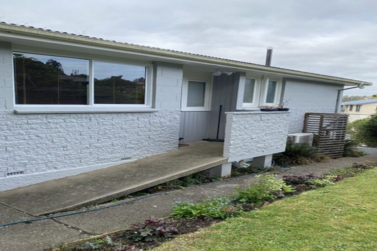 Photo of property in 23 Charters Street, Glenross, Dunedin, 9011