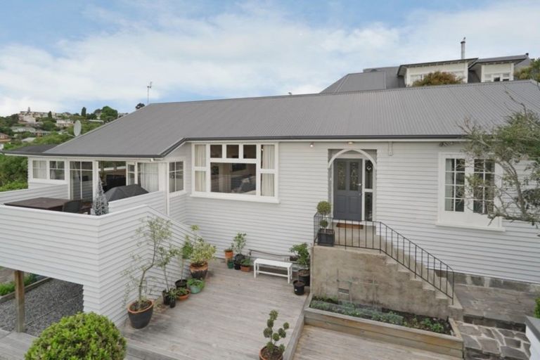 Photo of property in 3 Hackthorne Road, Cashmere, Christchurch, 8022