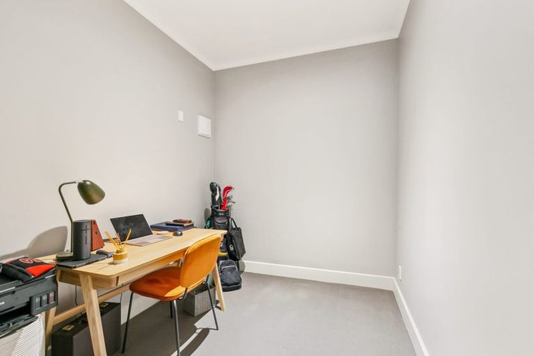 Photo of property in Augusta Apartments, 30/254 Willis Street, Te Aro, Wellington, 6011