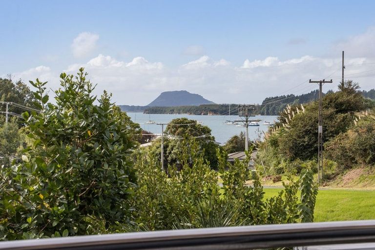Photo of property in 28 Owen Place, Omokoroa, 3114