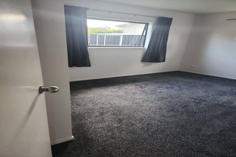 Photo of property in 308b One Tree Point Road, One Tree Point, 0118