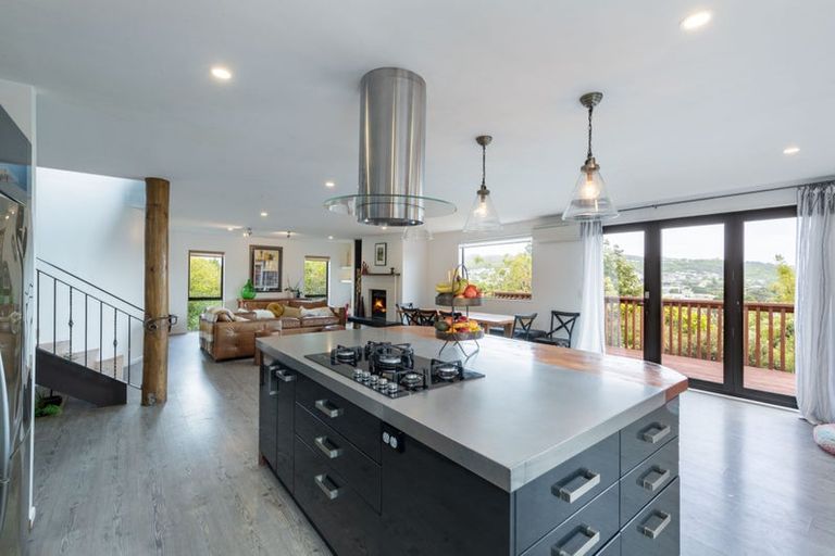 Photo of property in 14a Downes Street, Titahi Bay, Porirua, 5022