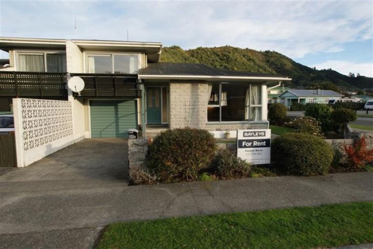 Photo of property in 20a Nelson Square, Picton, 7220