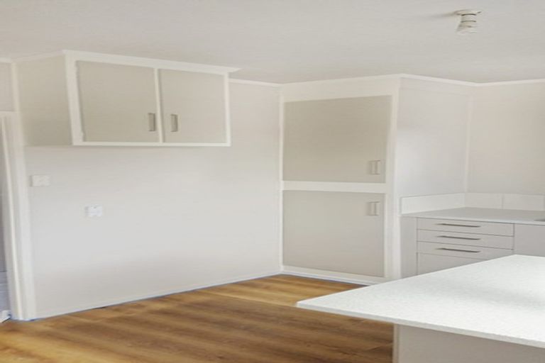 Photo of property in 8/16 Rutland Road, Stanley Point, Auckland, 0624