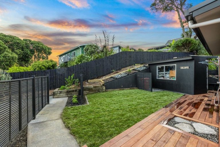 Photo of property in 2 Claude Road, Stanmore Bay, Whangaparaoa, 0932