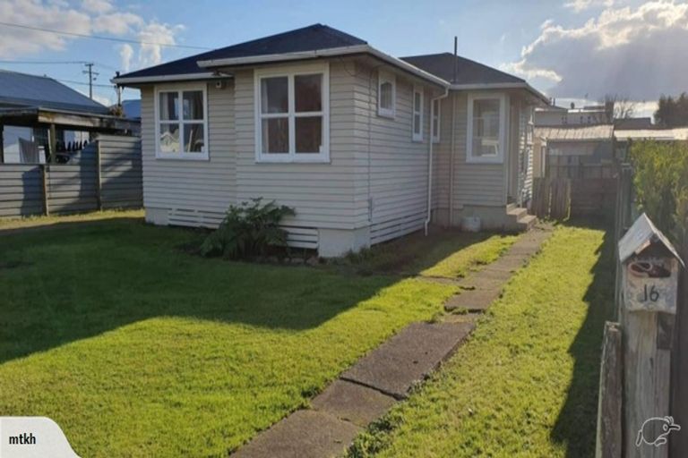 Photo of property in 16 Durham Road, Springvale, Whanganui, 4501