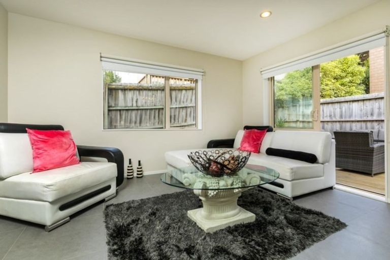Photo of property in 30c Schnapper Rock Road, Schnapper Rock, Auckland, 0632