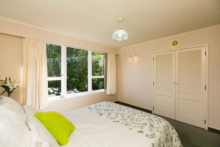 Photo of property in 9 Nevada Drive, Merrilands, New Plymouth, 4312