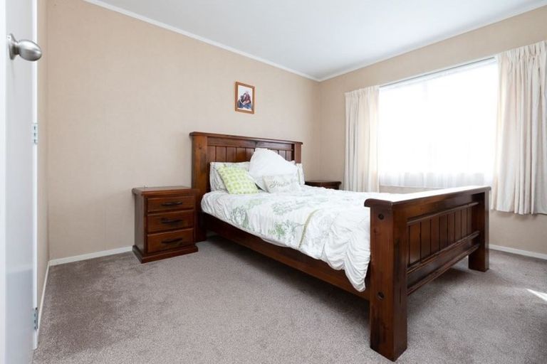 Photo of property in 13b Livingstone Avenue, Nawton, Hamilton, 3200