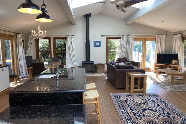 Photo of property in 15 Cardigan Street, Arrowtown, 9302