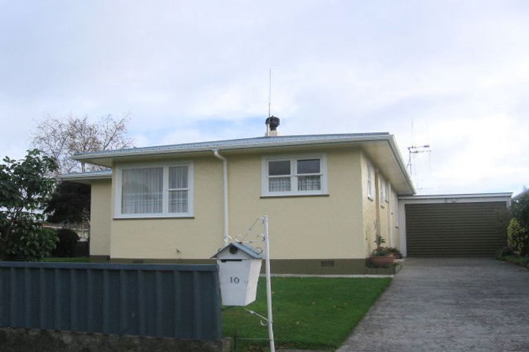 Photo of property in 10 Clarke Avenue, Highbury, Palmerston North, 4412