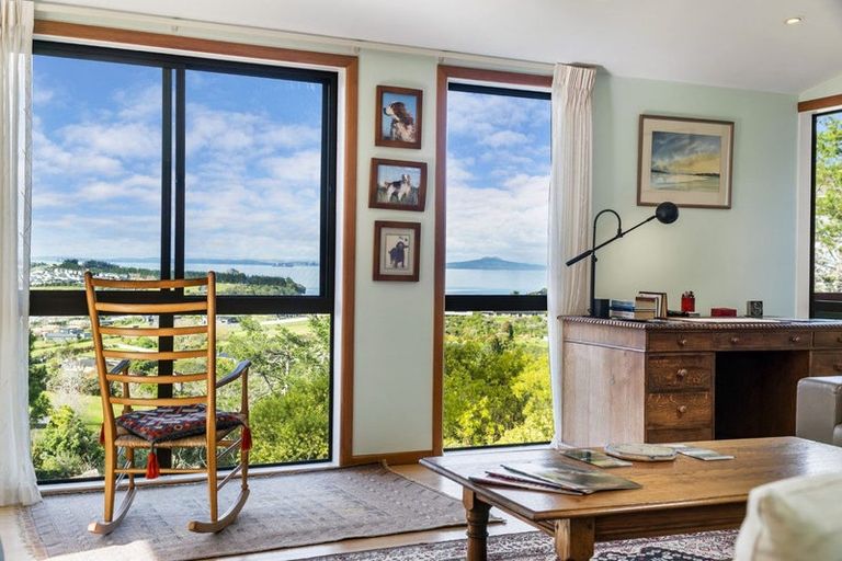 Photo of property in 8 Clayden Drive, Gulf Harbour, Whangaparaoa, 0930