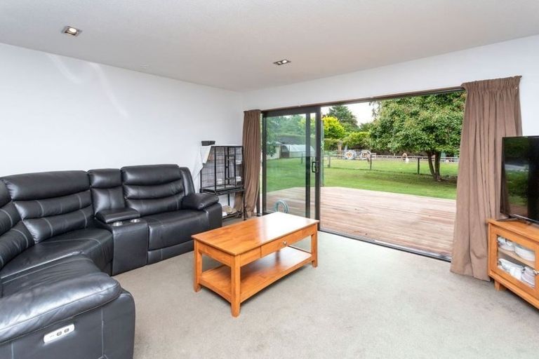 Photo of property in 35 Chinnerys Road, Woodend, 7610