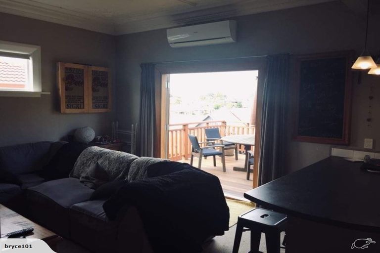 Photo of property in 9 Stanley Street, Kenmure, Dunedin, 9011