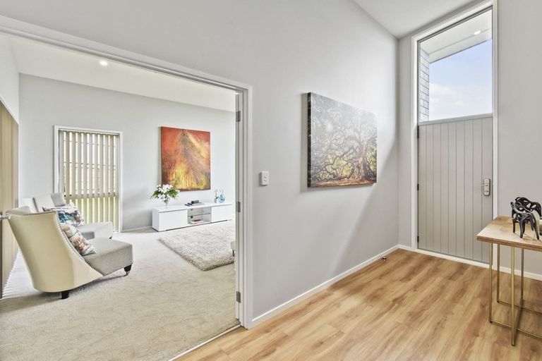 Photo of property in 5 Deol Drive, Pukekohe, 2120