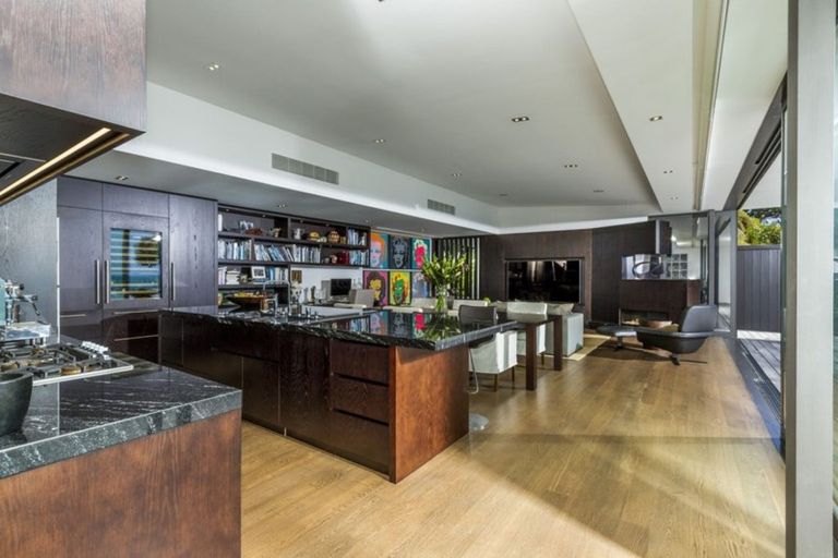 Photo of property in 1b Clifton Road, Hauraki, Auckland, 0622