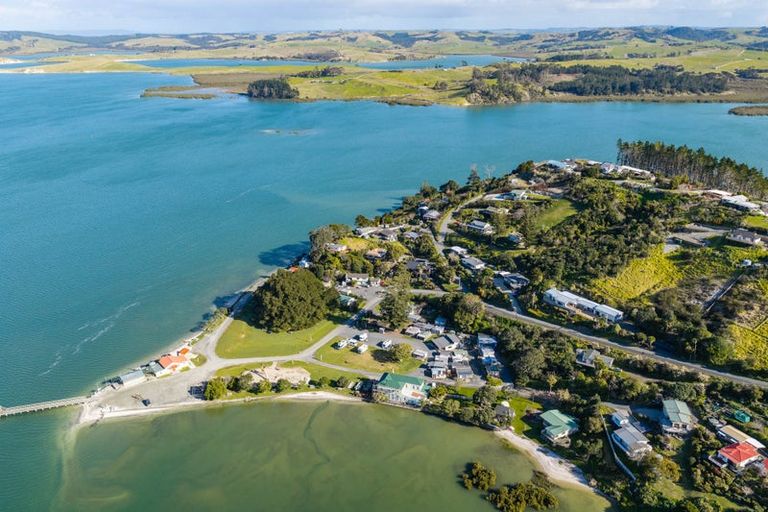Photo of property in Plam House, 669 Pahi Road, Pahi, Paparoa, 0571