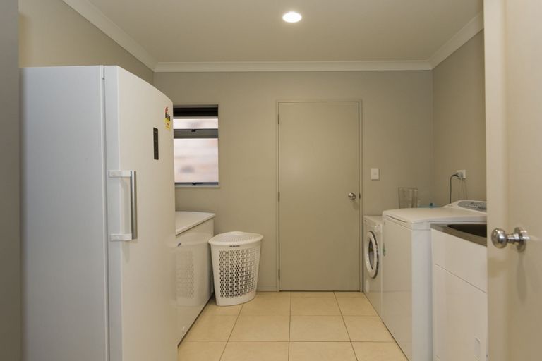 Photo of property in 87 Merriman Place, Pyes Pa, Tauranga, 3112