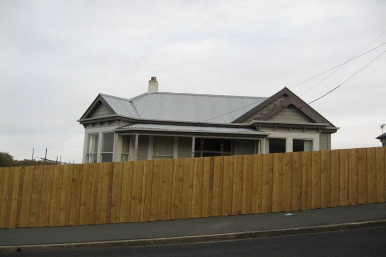 Photo of property in 23 Carnarvon Street, Belleknowes, Dunedin, 9011
