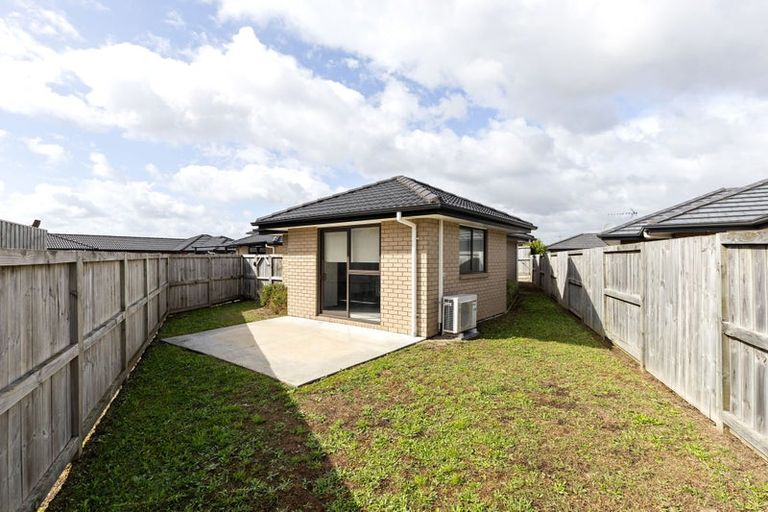Photo of property in 9 Manawaroa Close, Grandview Heights, Hamilton, 3200