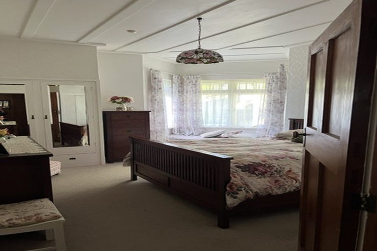 Photo of property in 16 Fairfield Road, Hawera, 4610